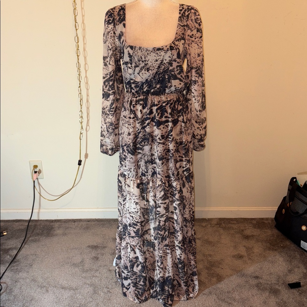 Avec Les Filles Cream and Black Printed Maxi Dress - Picture 2 of 5